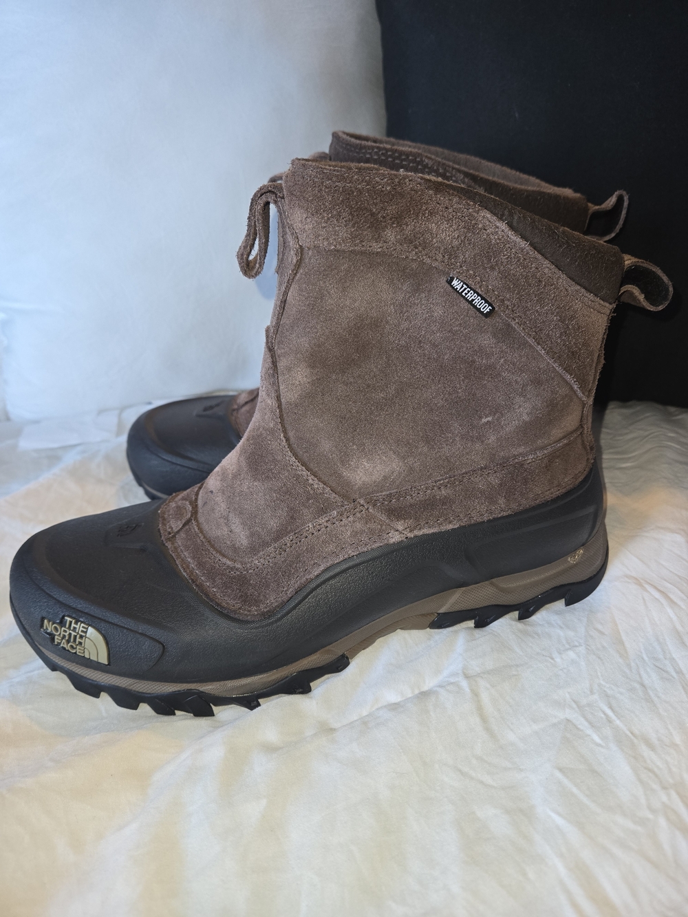 North Face Chilkat Mens 8 Brown Suede Waterproof Insulated Snow Boots